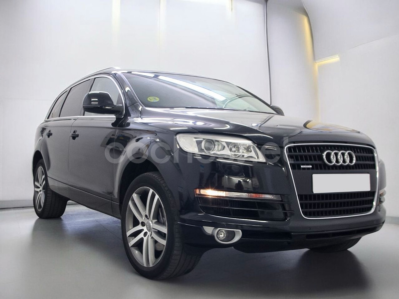 AUDI Q7 3.0 TDI quattro tiptronic