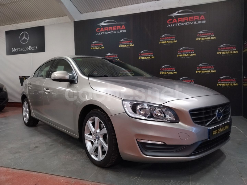 VOLVO S60 2.0 D3 Momentum Auto