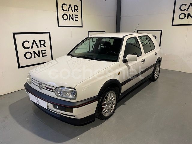 VOLKSWAGEN Golf 2.0 GTI SPECIAL