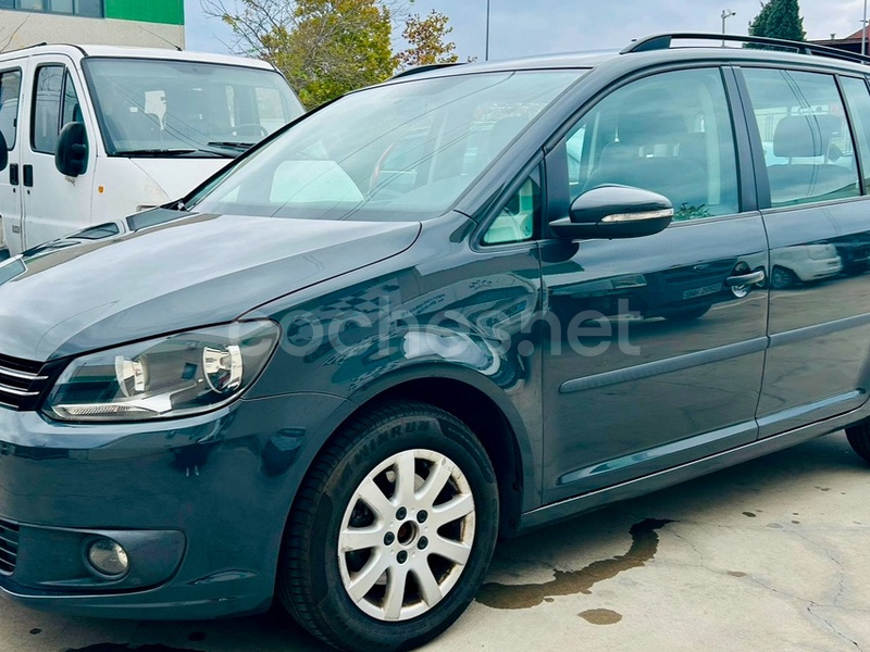 VOLKSWAGEN Touran 1.6 TDI Advance Bluemotion Tech