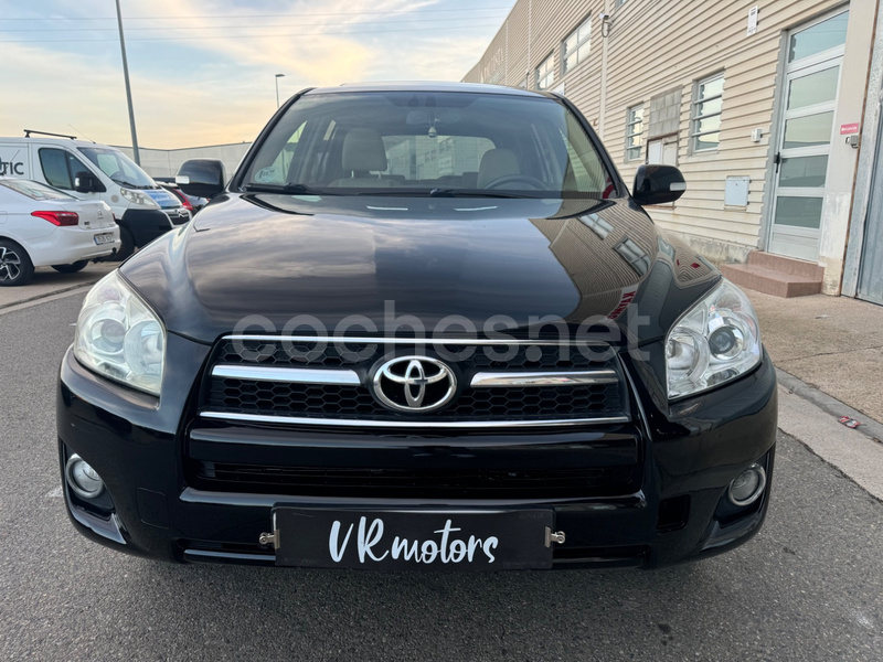 TOYOTA Rav4 2.2 D4D Executive 4x4