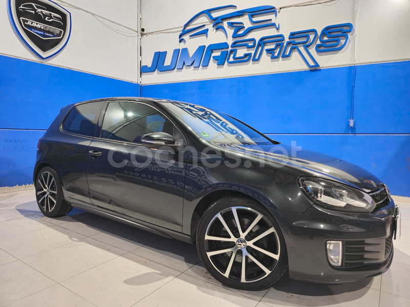 VOLKSWAGEN Golf 2.0 TDI DSG 6 vel GTD