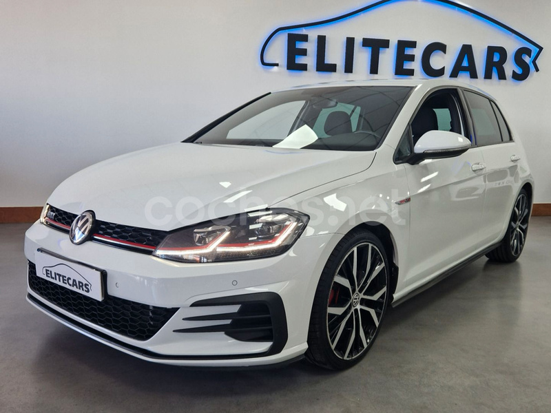 VOLKSWAGEN Golf GTI 2.0 TSI DSG