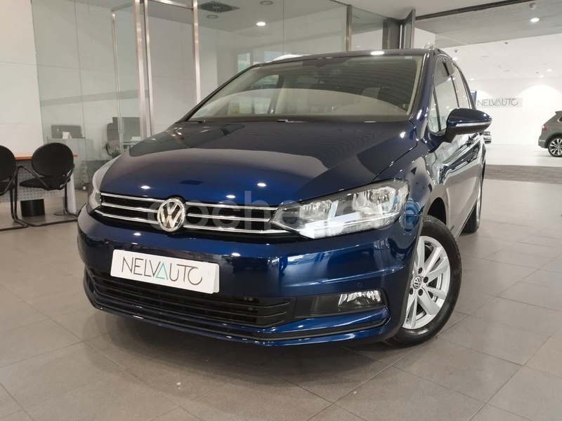 VOLKSWAGEN Touran Advance 2.0 TDI