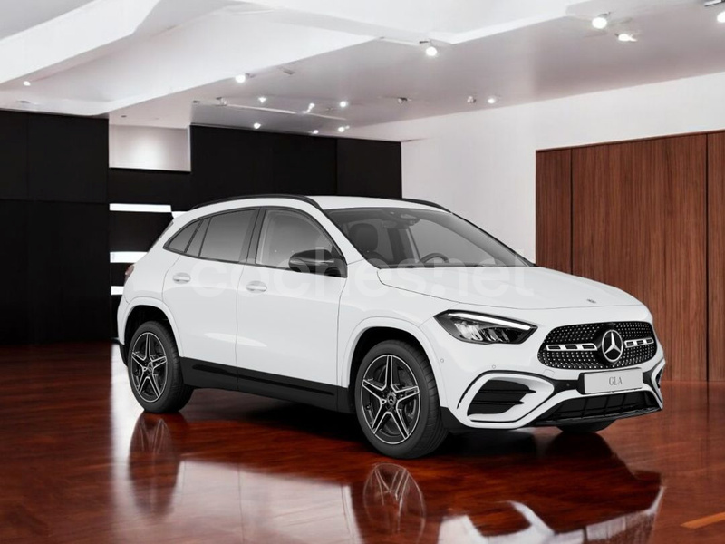 MERCEDES-BENZ GLA GLA 200 D