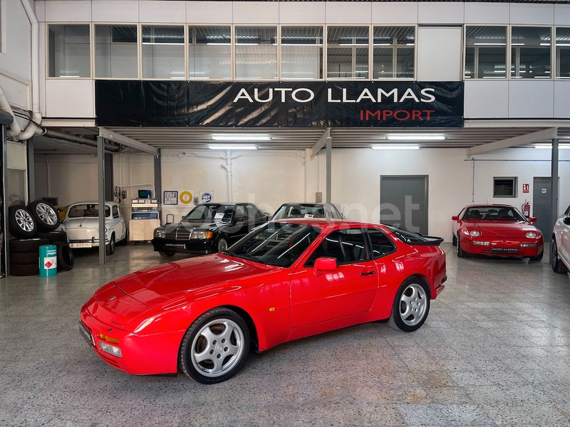 PORSCHE 944 944 2.5 TURBO