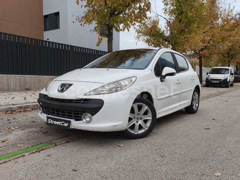 PEUGEOT 207 Premium 1.6 HDI 110 FAP