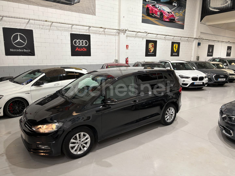 VOLKSWAGEN Touran Advance 1.6 TDI DSG