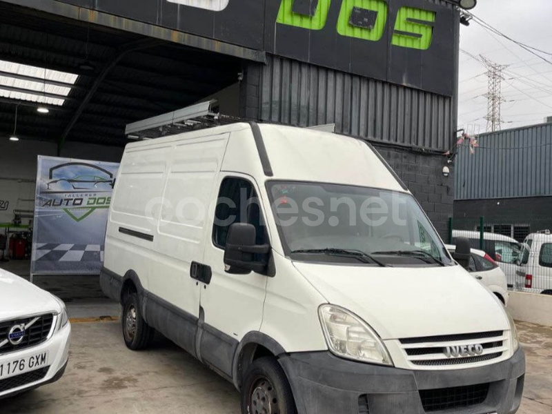 IVECO Daily Family 35 S 12 SV 33001900 RS