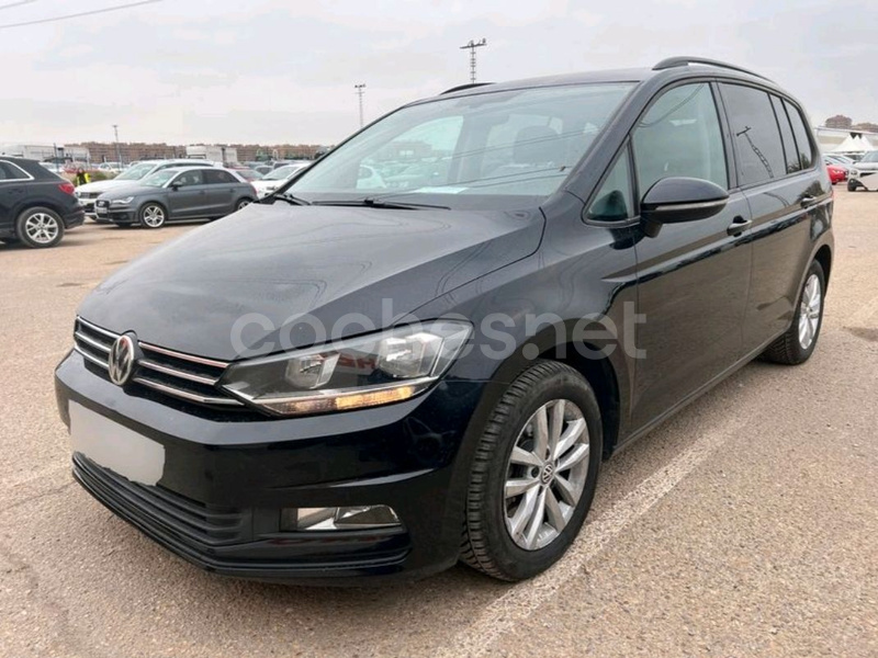 VOLKSWAGEN Touran Advance 1.6 TDI BMT