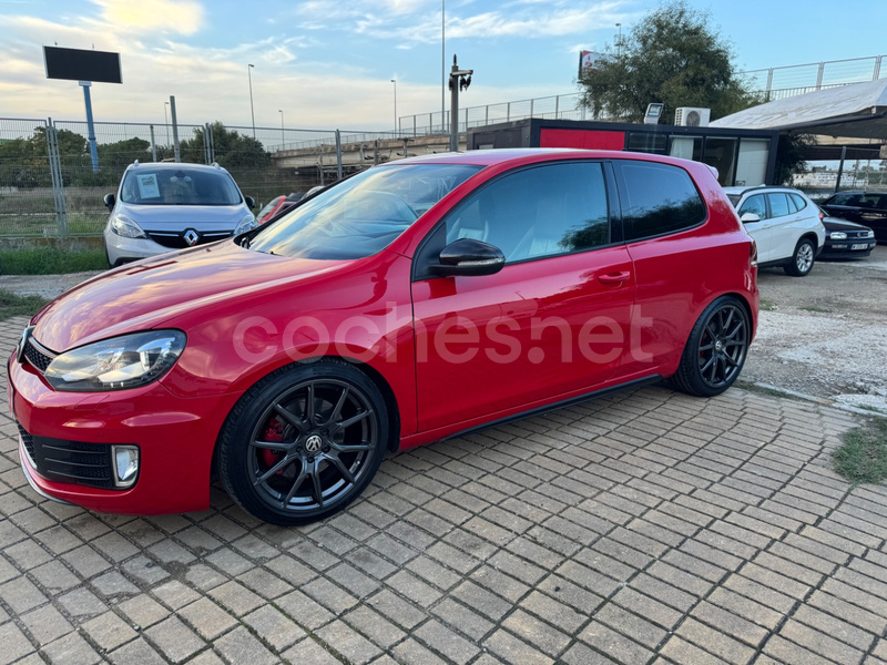 VOLKSWAGEN Golf 2.0 TSI DSG 6 vel GTI