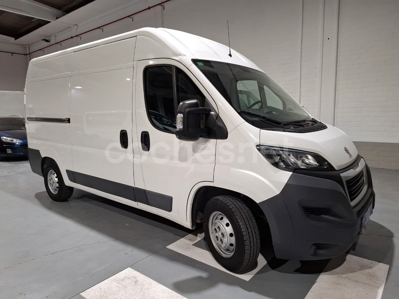 PEUGEOT Boxer 335 L2H2 BlueHDi