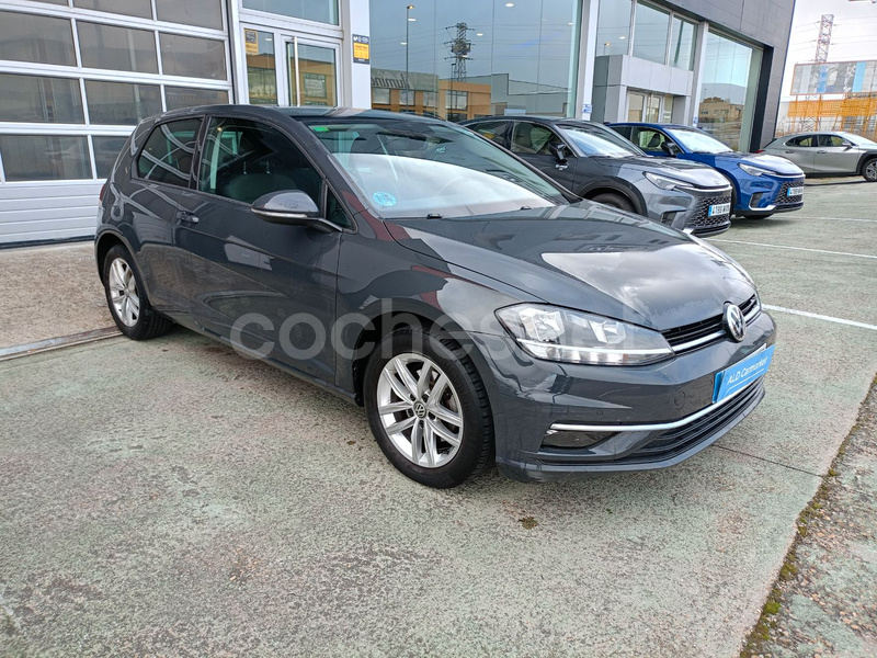 VOLKSWAGEN Golf Advance 1.5 TSI EVO