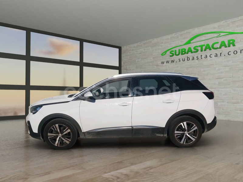 PEUGEOT 3008 1.5L BlueHDi SS Allure