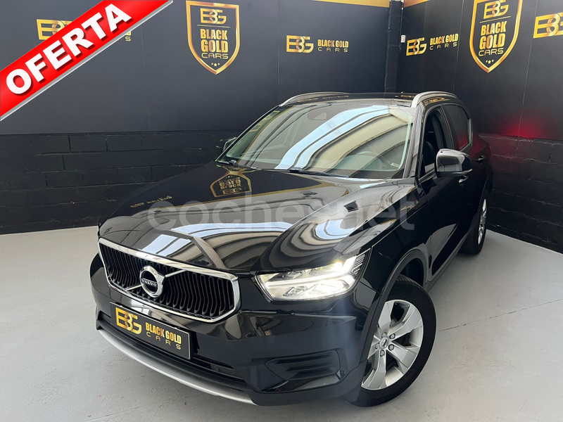 VOLVO XC40 2.0 D3 Momentum