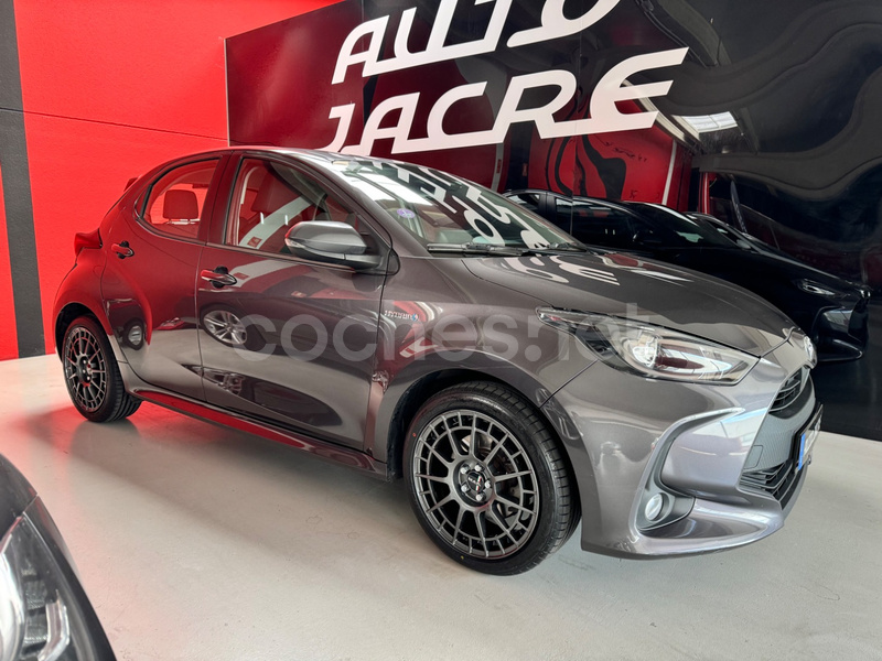 TOYOTA Yaris 1.5 120H Style P. Premier Edition