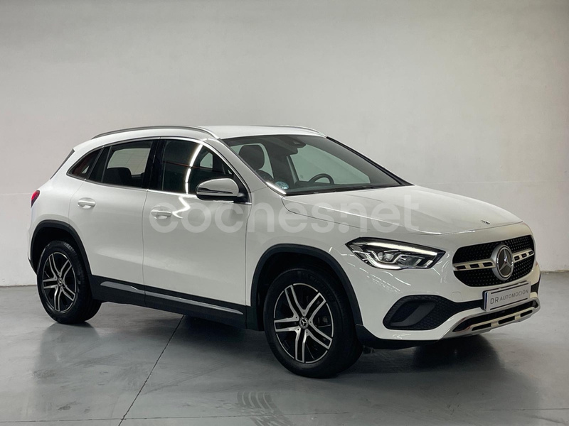 MERCEDES-BENZ GLA GLA 200 D