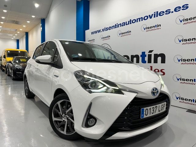 TOYOTA Yaris 1.5 100H Feel