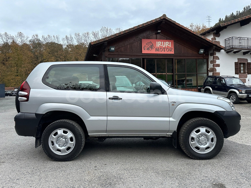 TOYOTA Land Cruiser 3.0 D4D GX