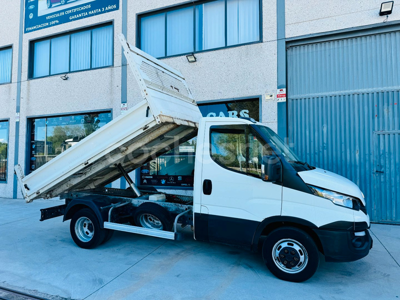 IVECO Daily 35C 14S A8 3750