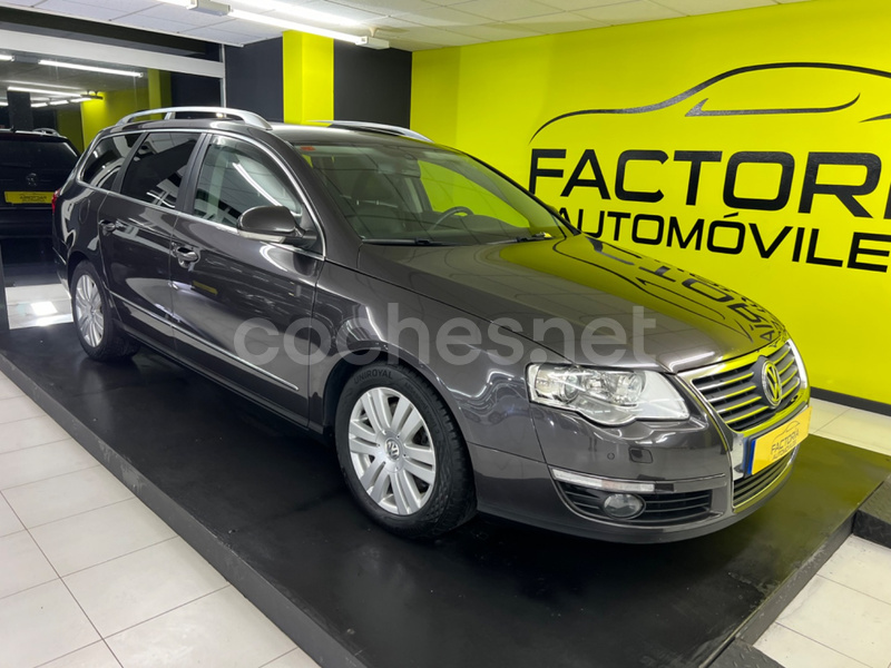 VOLKSWAGEN Passat Variant 2.0 TDI DPF DSG Highline