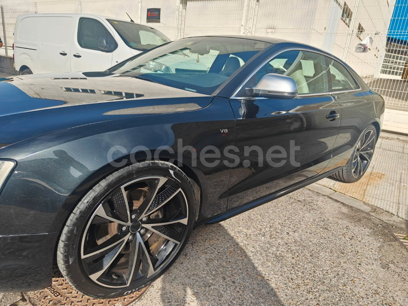 AUDI S5 4.2 FSI quattro tiptronic