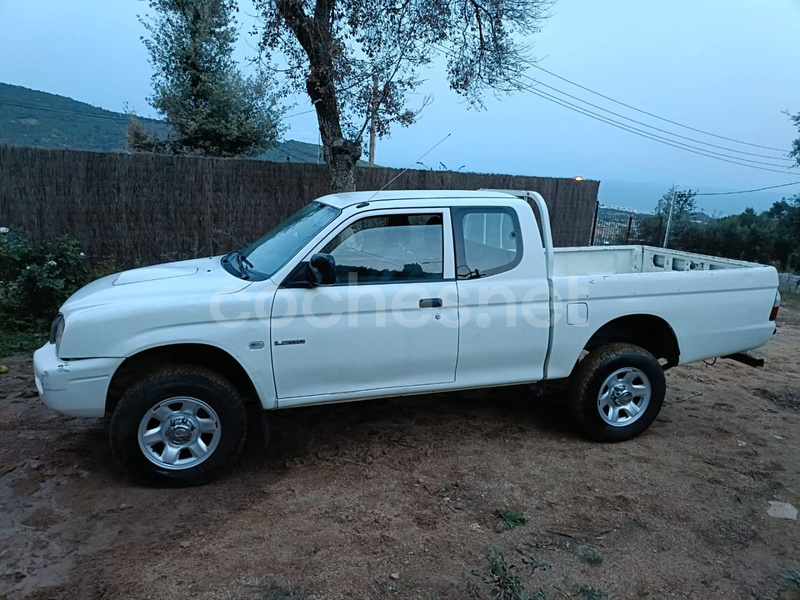 MITSUBISHI L200 Chasis Cabina Simple 4X4 GL