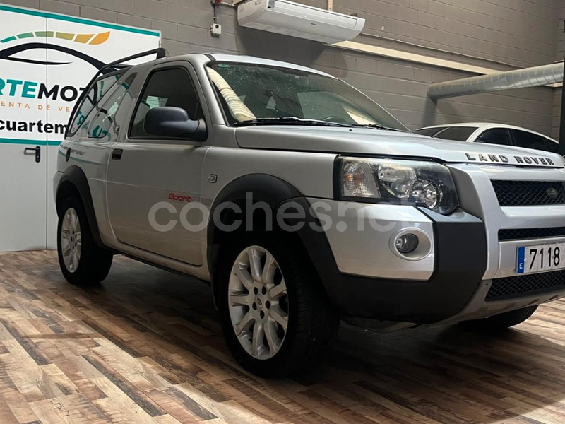 LAND-ROVER Freelander 2.0TD4 Sport