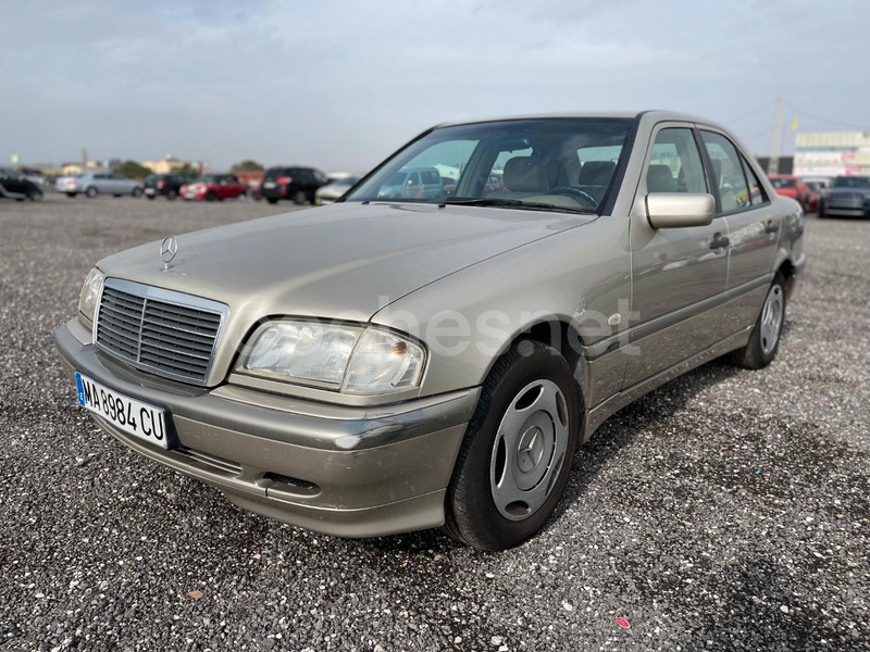 MERCEDES-BENZ Clase C C 180 CLASSIC