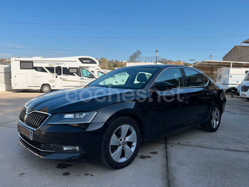 SKODA Superb 2.0 TDI DSG Ambition