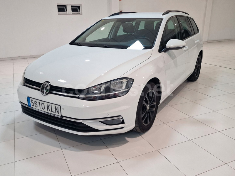 VOLKSWAGEN Golf Advance 1.4 TSI Variant