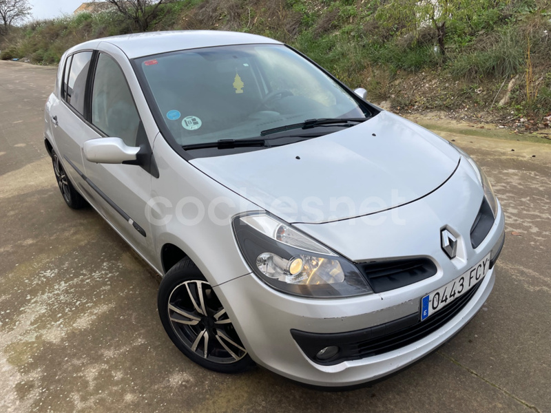 RENAULT Clio Authentique 1.5DCI85