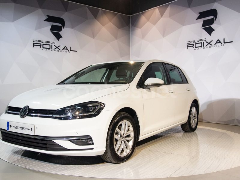 VOLKSWAGEN Golf Advance 2.0 TDI DSG