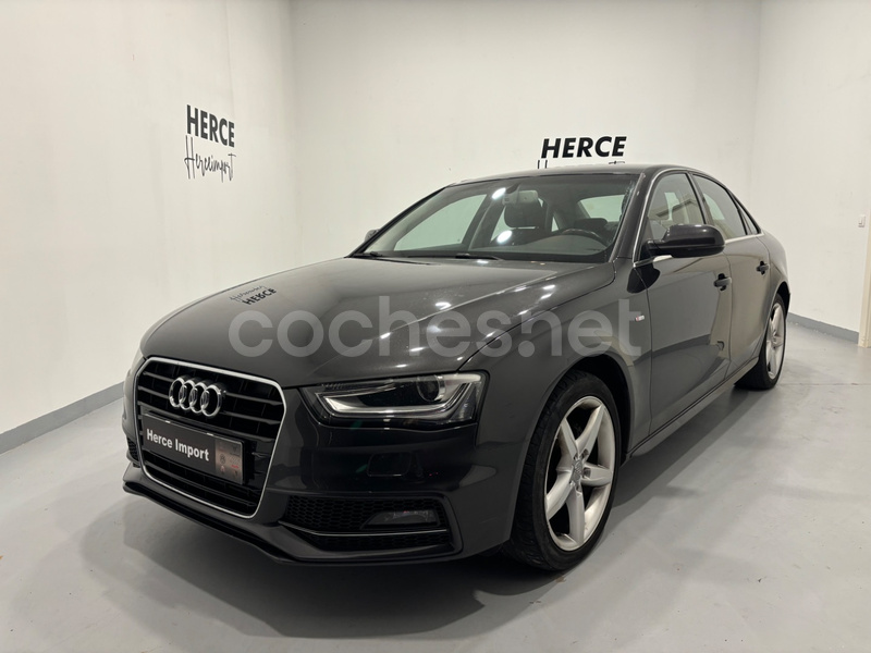 AUDI A4 2.0 TDI S line edition