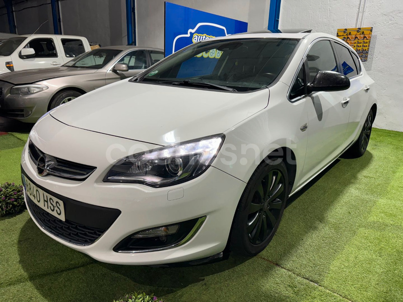 OPEL Astra 1.4 Turbo Excellence