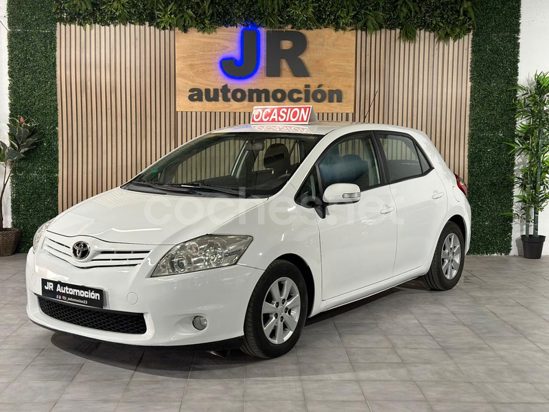 TOYOTA Auris 1.4 D4D DPF Active Confortdrive