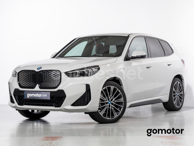 BMW iX1 xDrive30