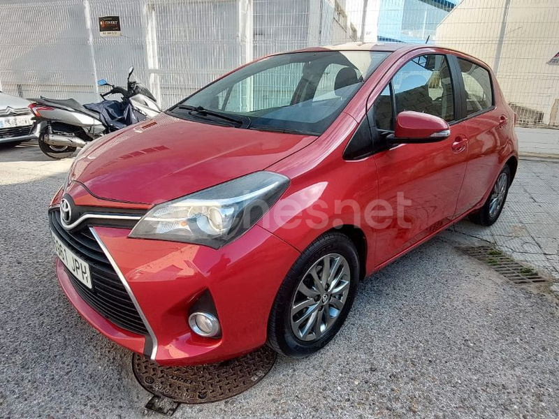 TOYOTA Yaris 70 Live