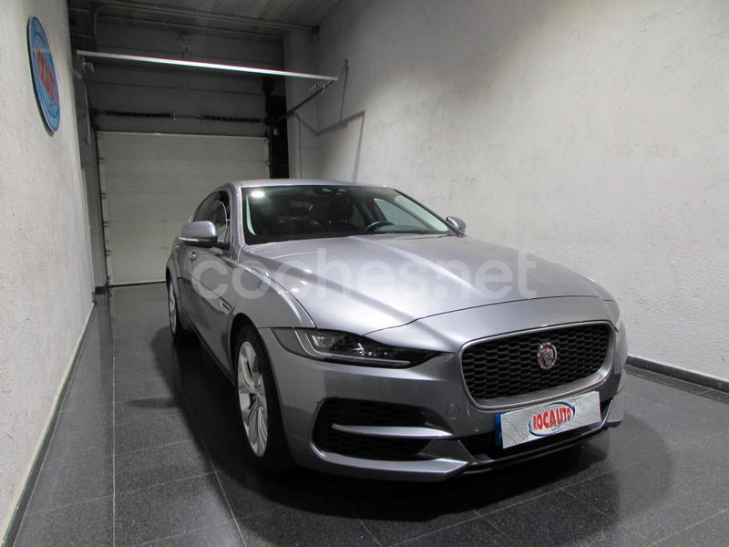 JAGUAR XE 2.0 I4 RWD Auto S