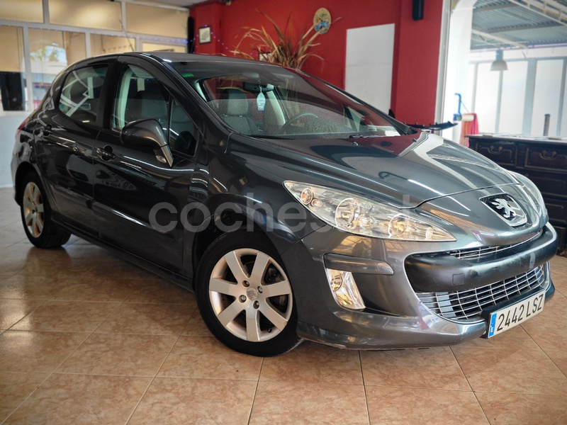 PEUGEOT 308 Confort 1.6 HDI 110 FAP CMP Auto.