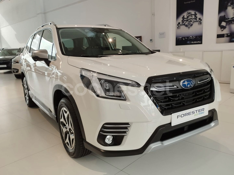 SUBARU Forester 2.0i Hybrid CVT Executive Plus