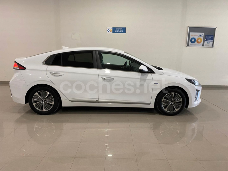 HYUNDAI IONIQ 1.6 GDI PHEV Tecno DT