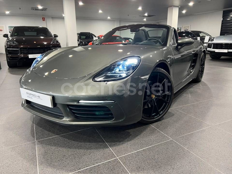 PORSCHE 718 Boxster