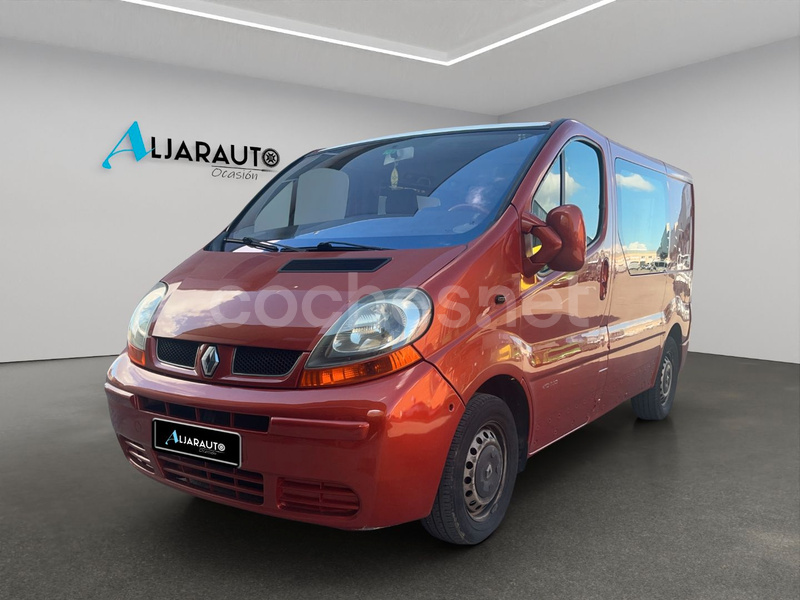 RENAULT Trafic Furgon 27 Corto Normal 2.0dCi 115