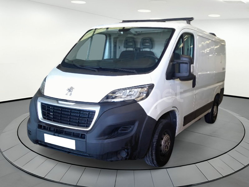 PEUGEOT Boxer 330 L1H1 BlueHDi