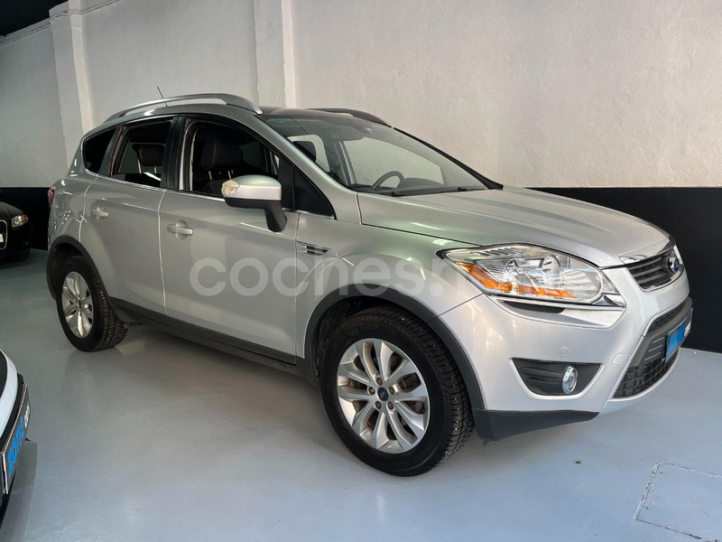 FORD Kuga 2.0 TDCi 4WD Titanium