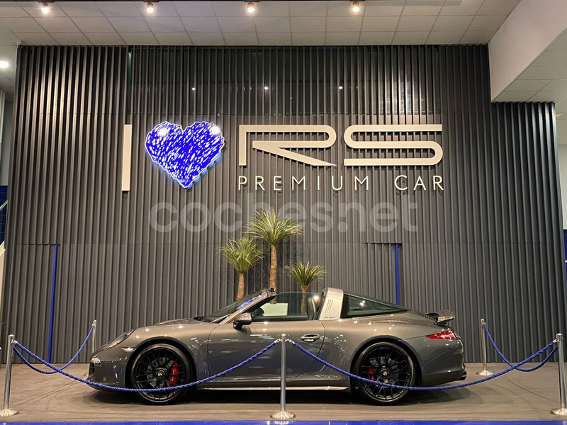 PORSCHE 911 Targa 4 GTS