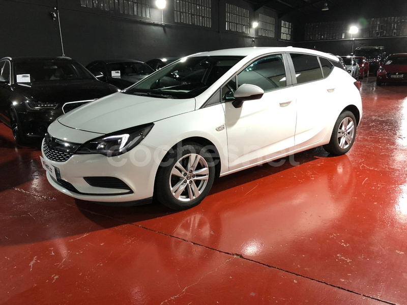 OPEL Astra 1.6 CDTi Selective