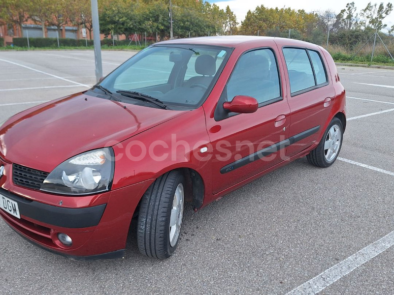 RENAULT Clio Confort Dynamique 1.5DCI85