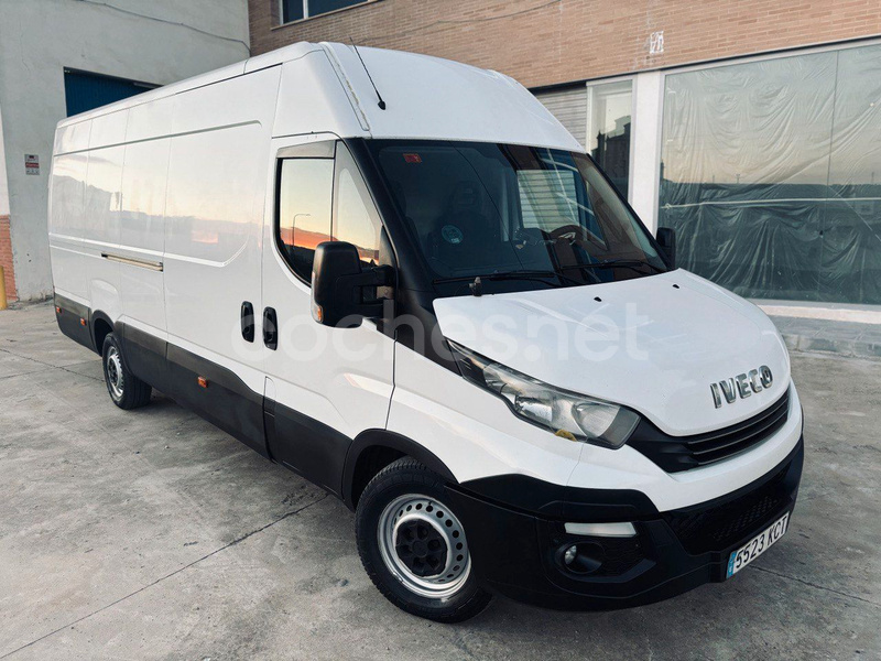 IVECO Daily 3.0 TD 35S 18 H V 3520LH2 HD